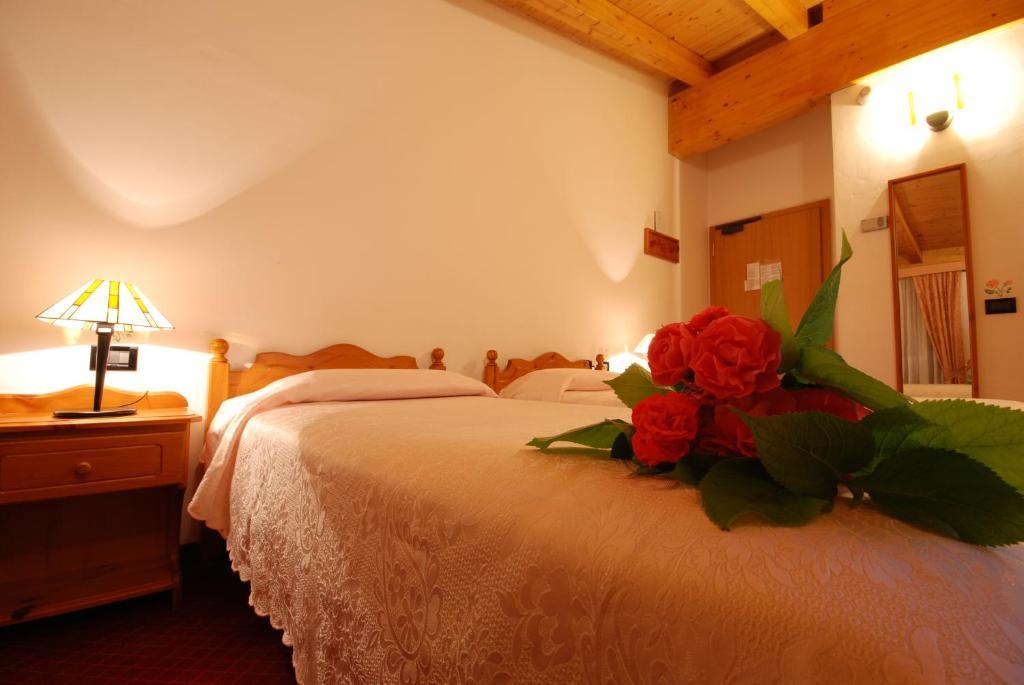 Hotel Job Monclassico Zimmer foto